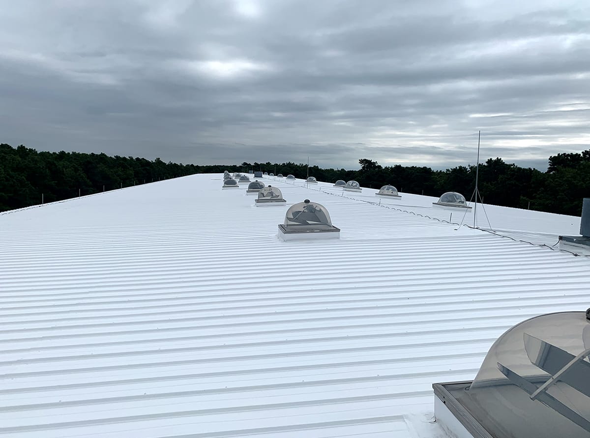 AP-3200 Acrylic Roof Coating Metal Roof Restoration with Skylights