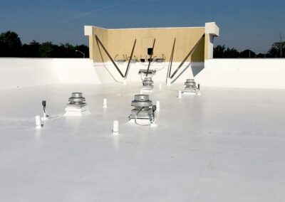 Holiday Inn, Washington, DC – Silicone Single-Ply Roof Restoration Case Study